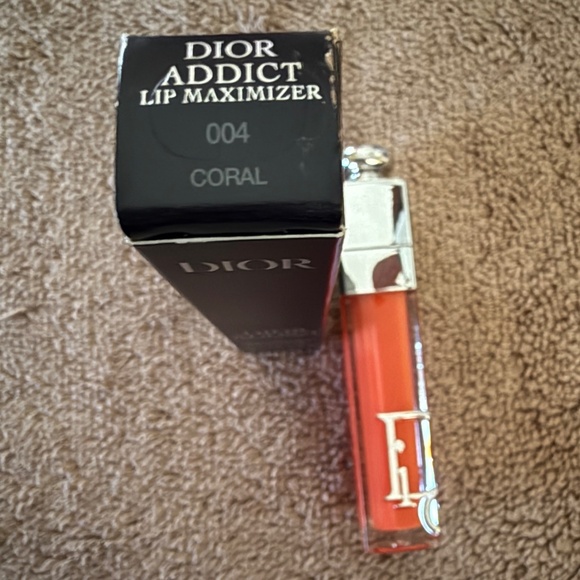 Dior Addict Lip Maximizer-004 Coral - 0.20 oz -NEW - Picture 4 of 5